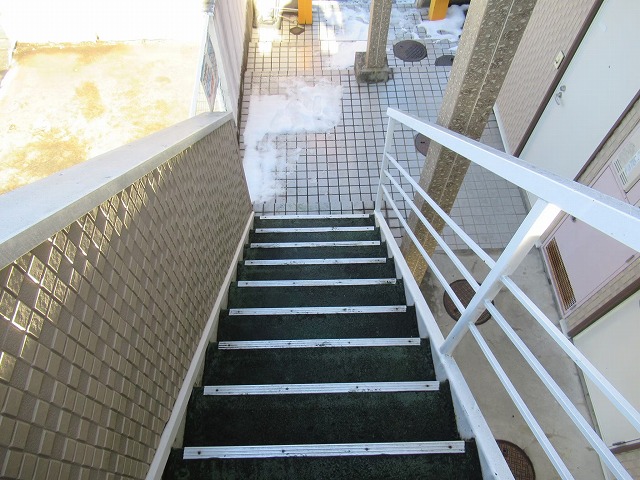 昭和町　共用部階段